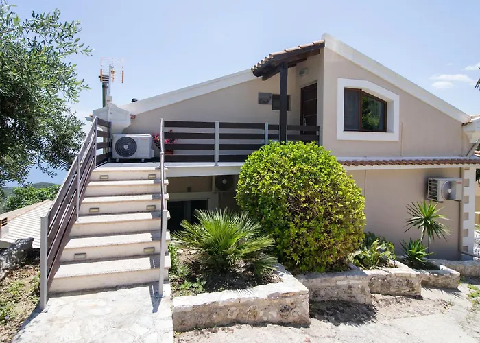 Blue Sky Loft By Corfuescapes Апартаменты