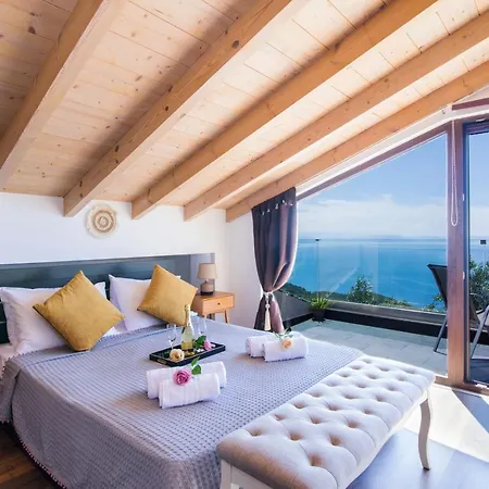 Blue Sky Loft By Corfuescapes شقة *