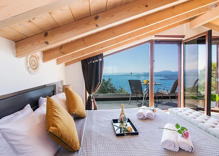 Апартаменты Blue Sky Loft By Corfuescapes Spartylas